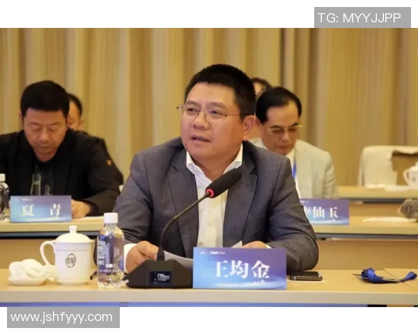 对话杨军:回顾篮球生涯的辉煌与挑战与未来展望 对话杨军:回顾篮球生涯的辉煌与挑战与未来展望