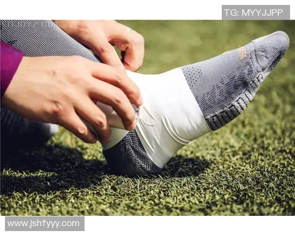 足球明星如何科学保养脚踝保持最佳状态的秘诀与技巧分享 足球明星如何科学保养脚踝保持最佳状态的秘诀与技巧分享